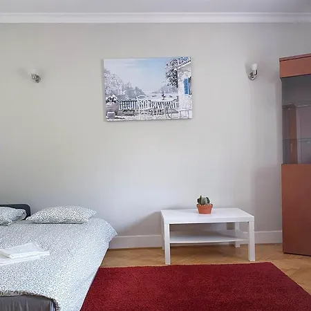 Halby Nowolipki 15 Warszawa