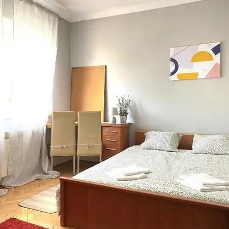 Гостевой дом Halby Nowolipki 15
